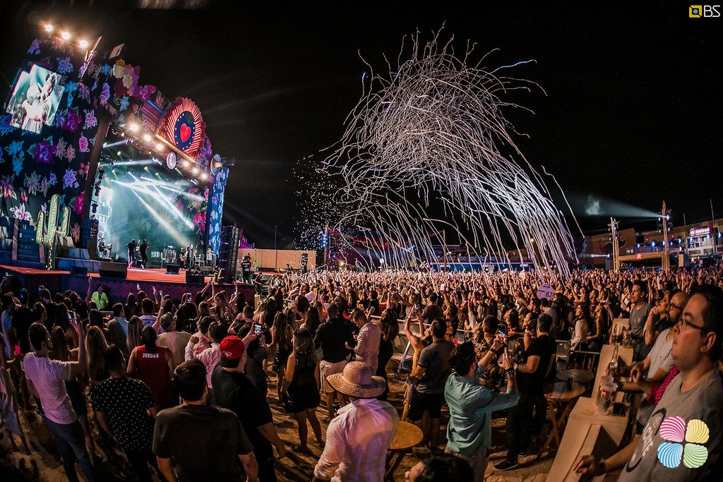 De pés na areia aos afters nas baladas! Confira a programação para o final de semana