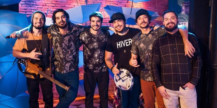 Entrevista: Pagode alto astral e com tom pop de Atitude 67
