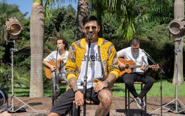 Hungria Hip Hop revela curiosidades sobre “Cheiro do Mato”