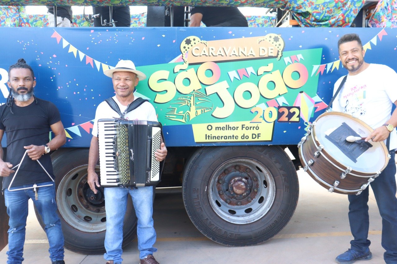 Caravana de São João volta a alegrar as ruas do DF