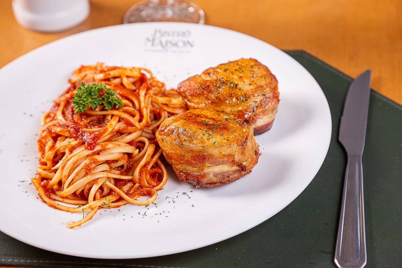 Bistrô Maison apresenta menu executivo com 13 opções de pratos